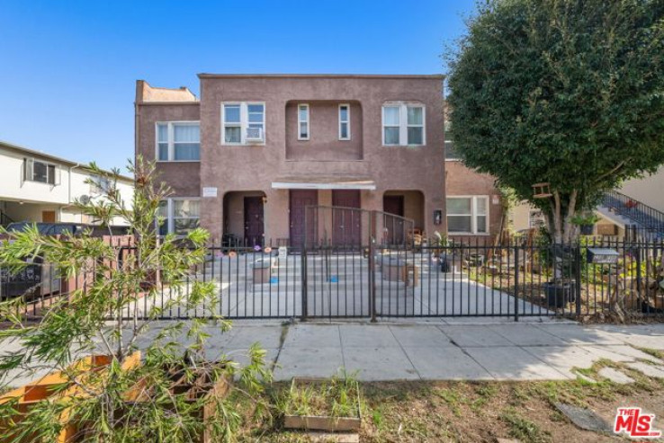 Residential Income in Hollywood
