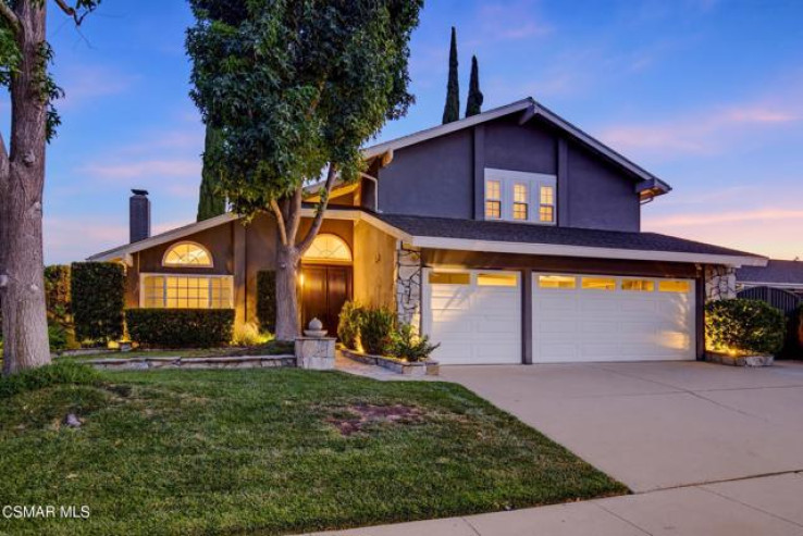 5 Bed Home for Sale in Oak Park, California