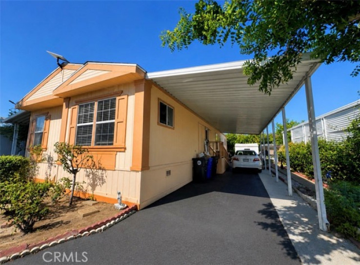 4 Bed Home for Sale in Canyon Country, California