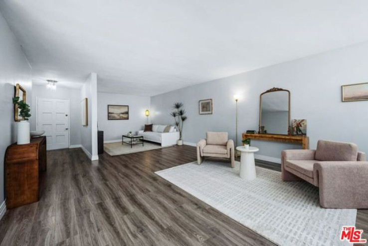 Residential Home in Brentwood
