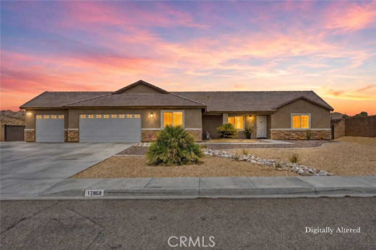 Residential Home in Apple Valley