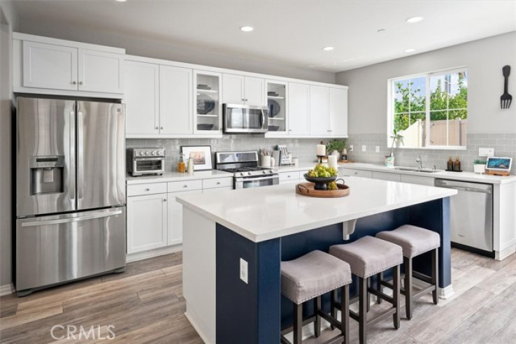4 Bed Home for Sale in Saugus, California
