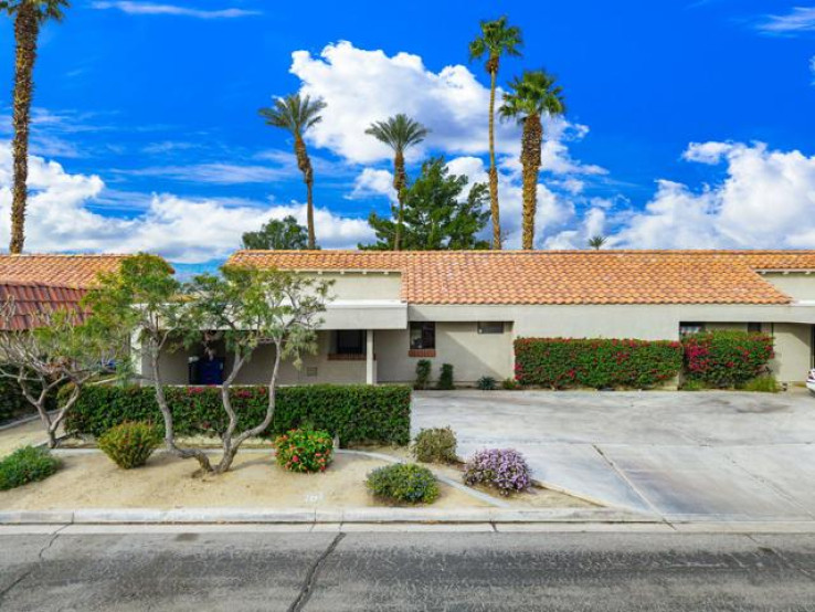  Income Home for Sale in Palm Desert, California