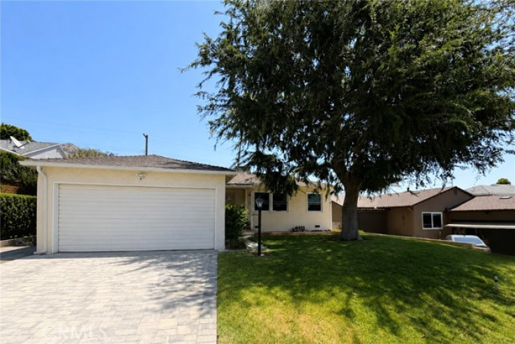 3 Bed Home for Sale in Burbank, California