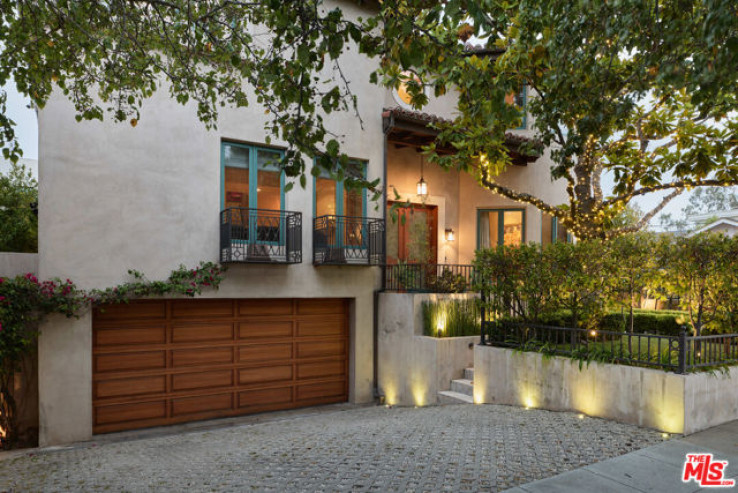 Residential Home in Brentwood