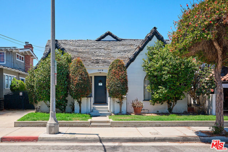 4 Bed Home for Sale in Santa Monica, California