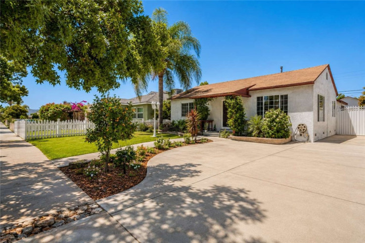 5 Bed Home for Sale in North Hollywood, California