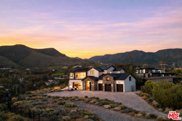 5 Bed Home for Sale in Malibu, California