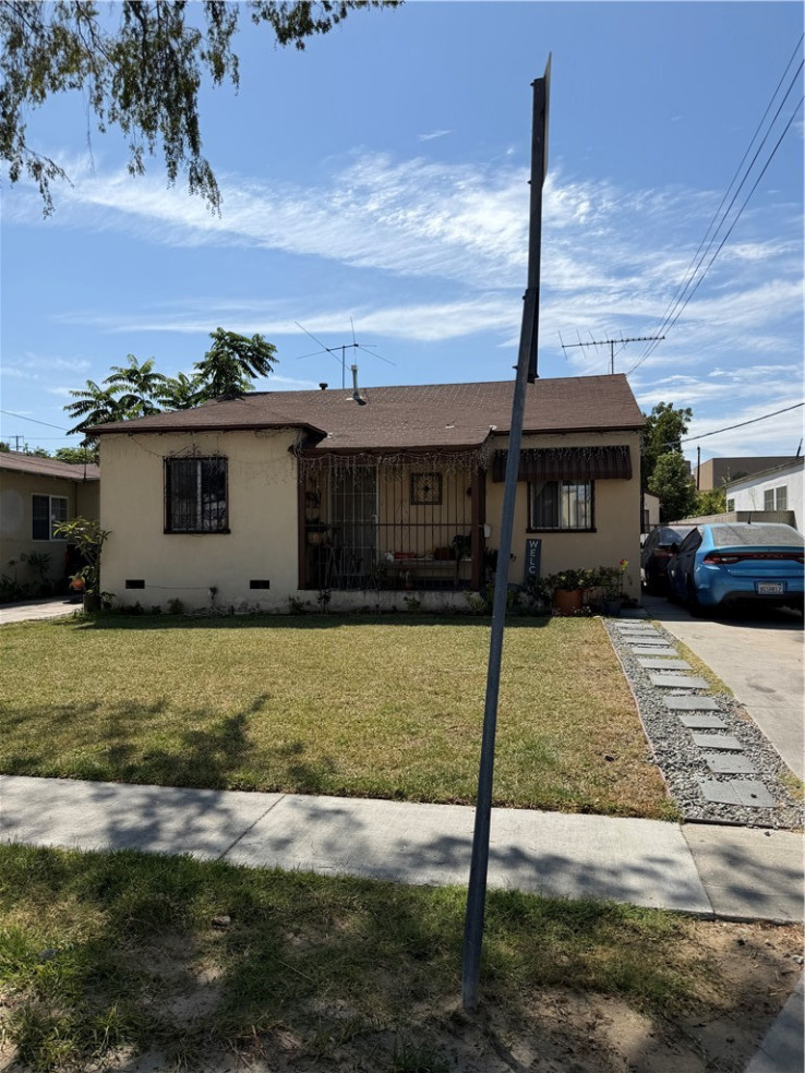 2 Bed Home for Sale in Maywood, California