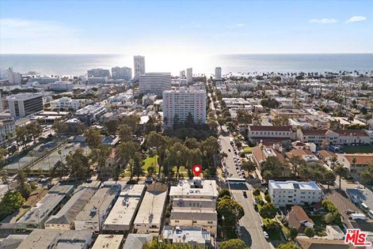2 Bed Home for Sale in Santa Monica, California