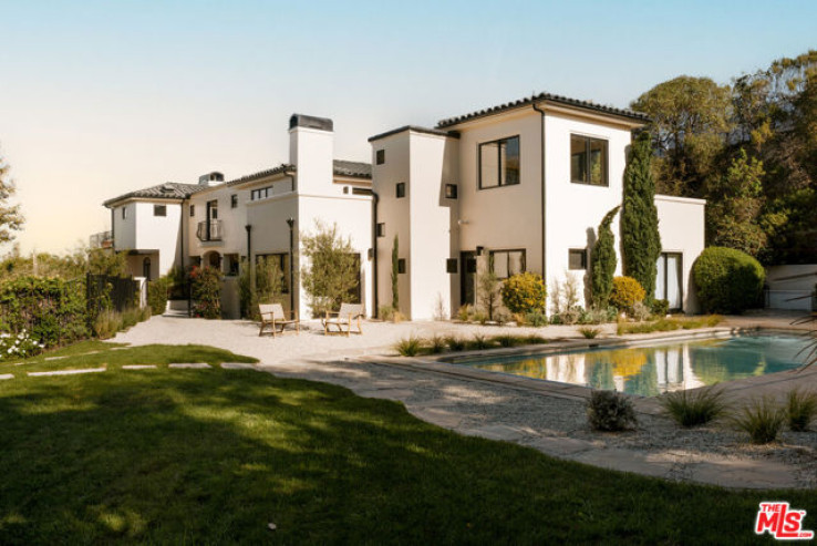 Residential Home in Malibu