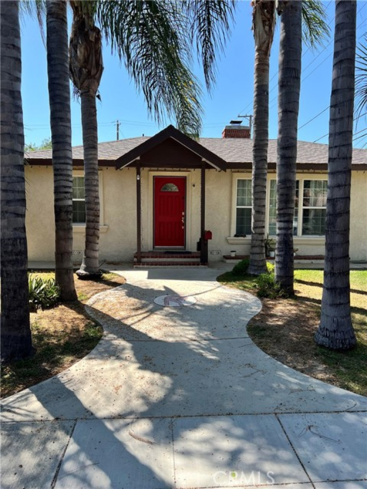 3 Bed Home for Sale in Burbank, California