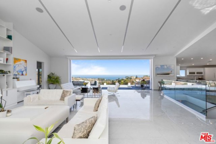 5 Bed Home for Sale in Malibu, California