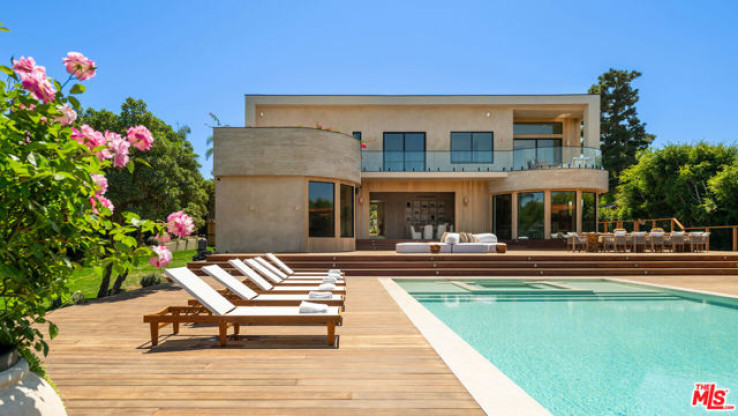 4 Bed Home for Sale in Malibu, California
