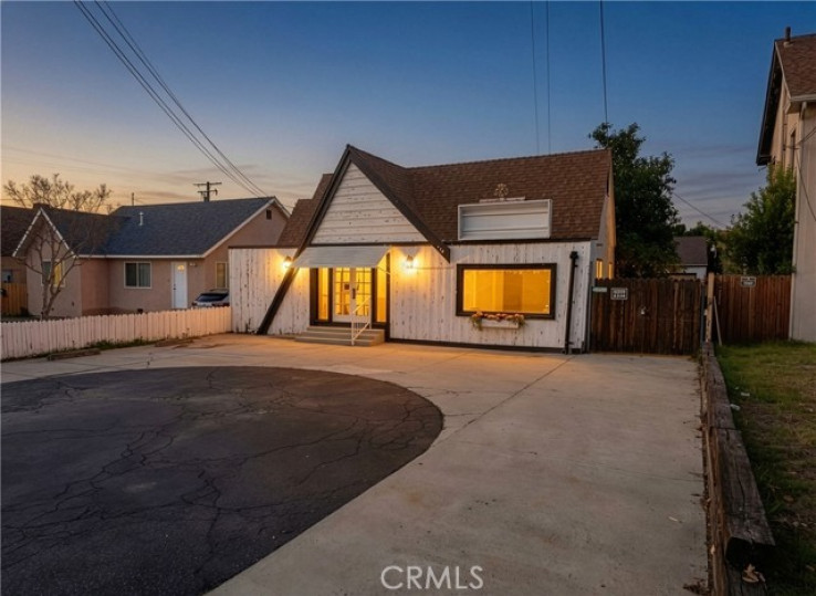  Commercial for Sale in Rialto, California