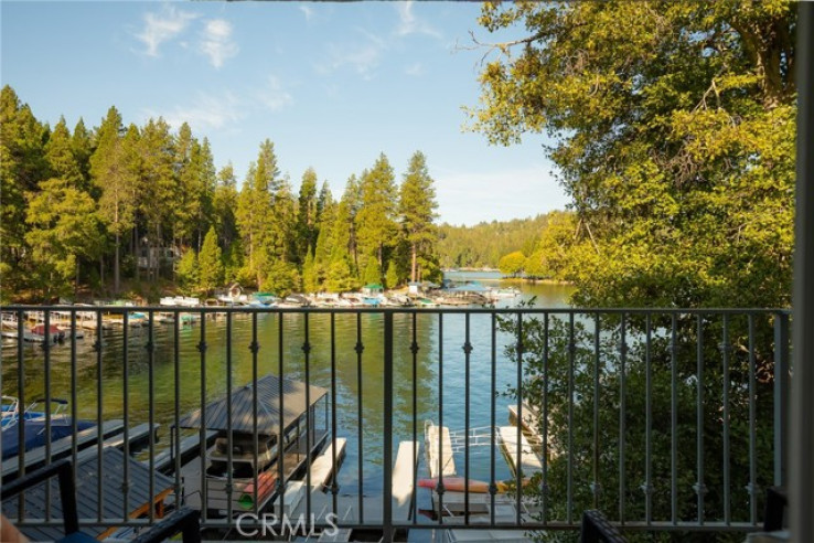 2 Bed Home for Sale in Lake Arrowhead, California