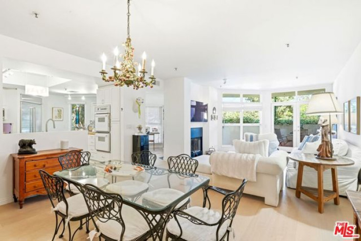 2 Bed Home for Sale in Santa Monica, California