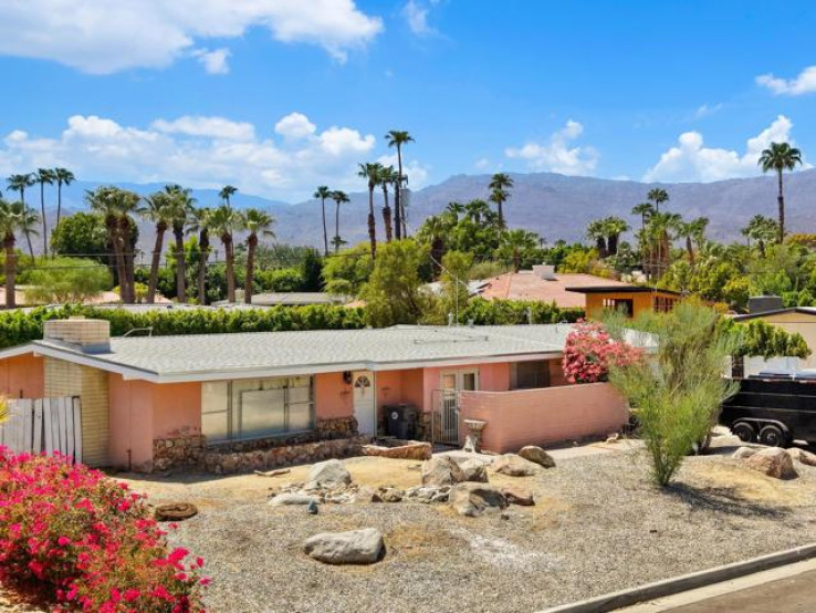 2 Bed Home for Sale in Palm Desert, California