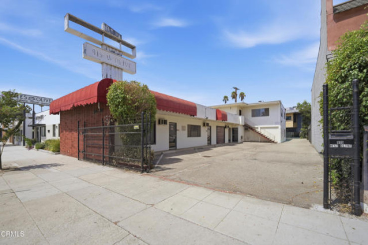  Commercial for Sale in Burbank, California