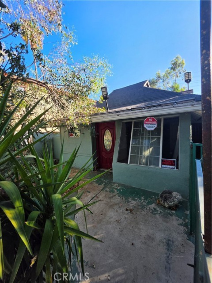 Residential Home in Hollywood