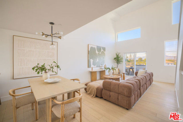 3 Bed Home for Sale in Los Angeles, California