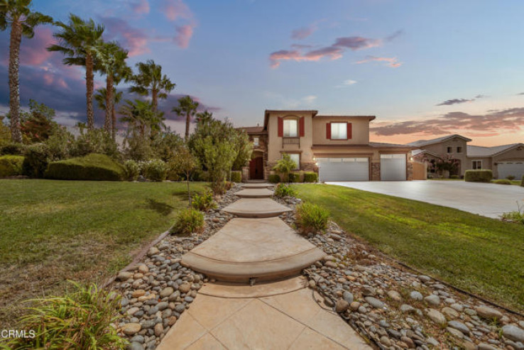 5 Bed Home for Sale in Lancaster, California
