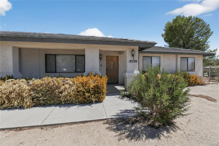 4 Bed Home for Sale in Apple Valley, California