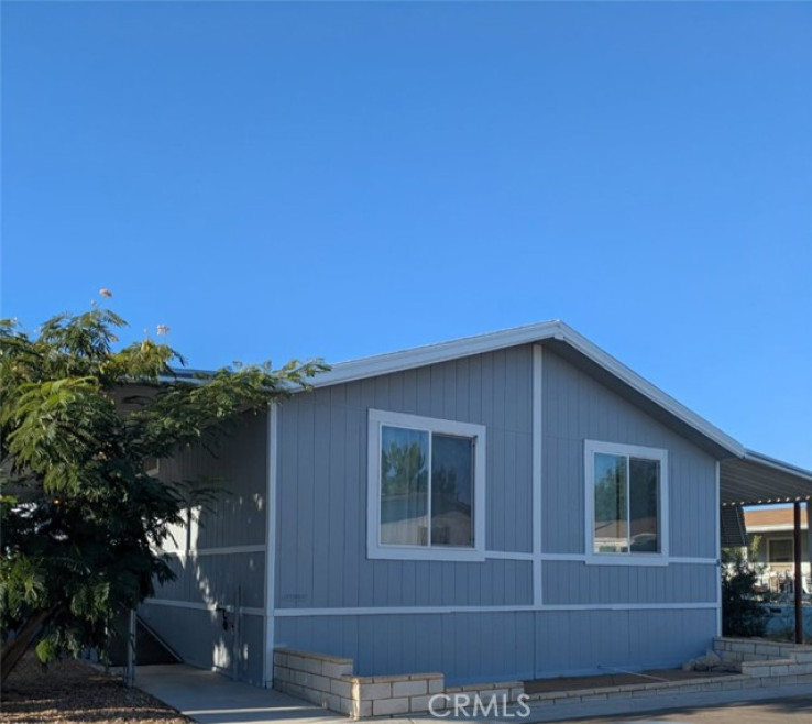 Residential Home in Apple Valley