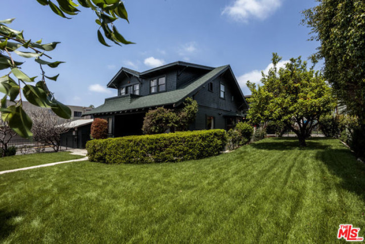 Residential Income in Silver Lake - Echo Park