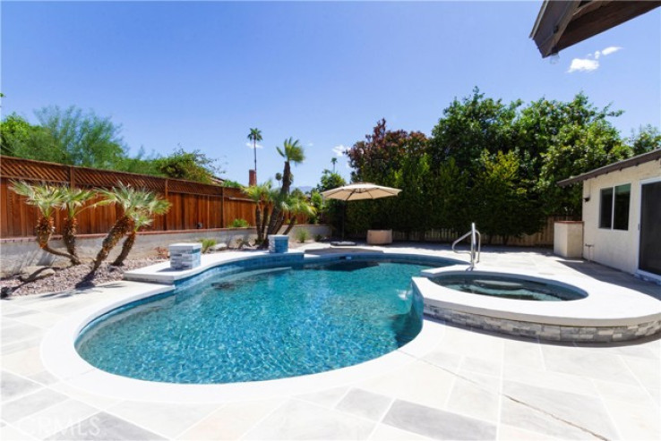 Residential Home in North Palm Desert