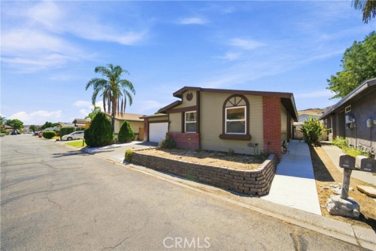 3 Bed Home for Sale in Castaic, California