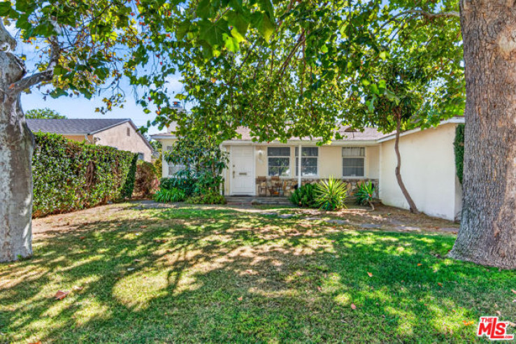 3 Bed Home for Sale in Los Angeles, California