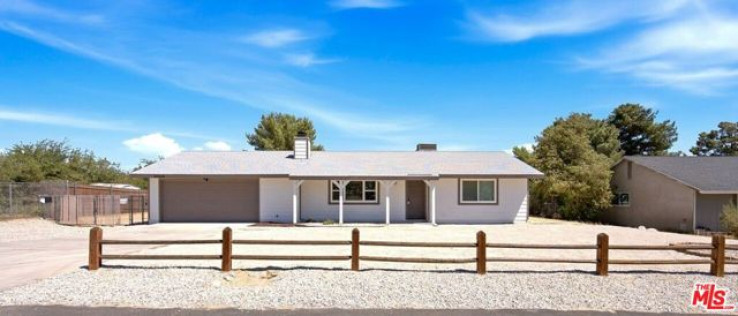 3 Bed Home for Sale in Palmdale, California
