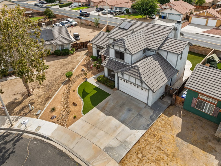 Residential Home in Victorville