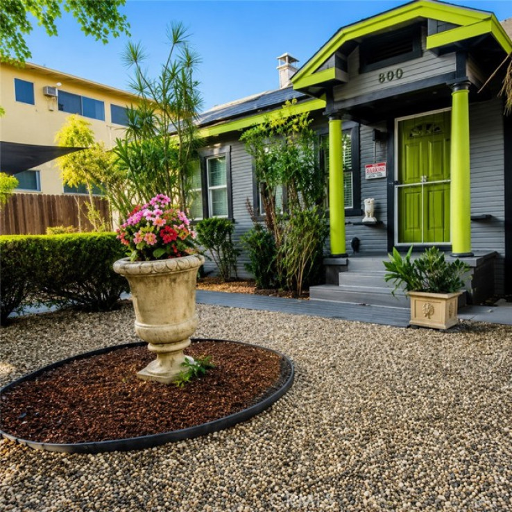 4 Bed Home for Sale in Los Angeles, California