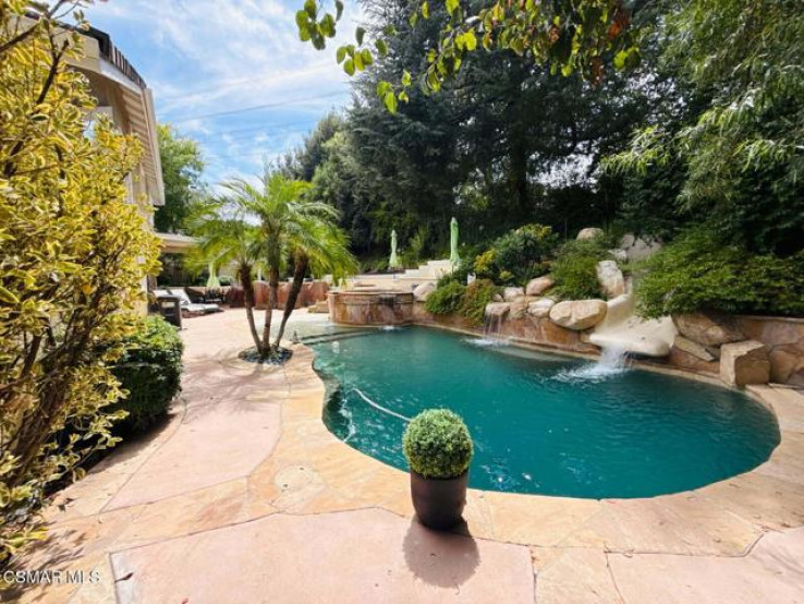 5 Bed Home for Sale in Newhall, California