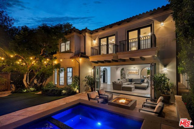 5 Bed Home for Sale in Santa Monica, California