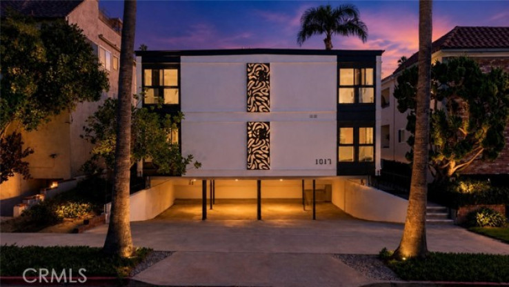  Income Home for Sale in Santa Monica, California