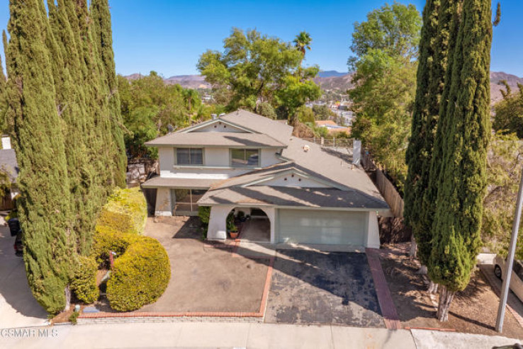 Residential Home in Agoura