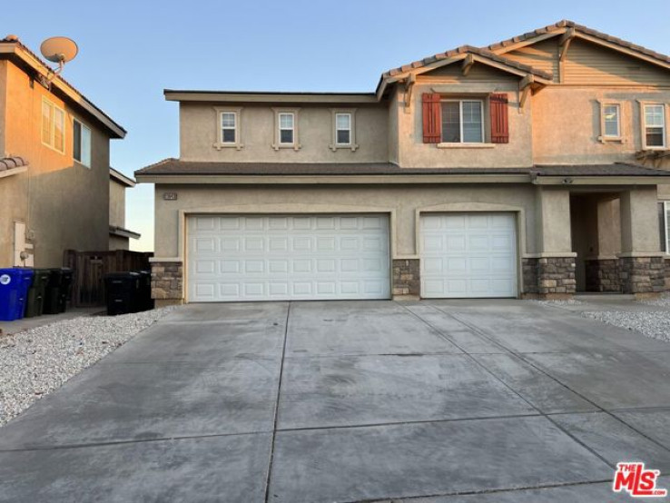 Residential Home in Victorville