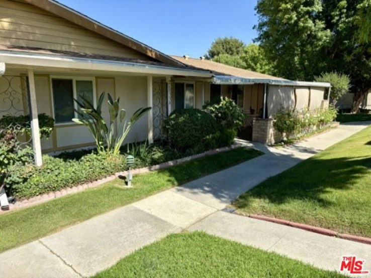 2 Bed Home for Sale in Newhall, California