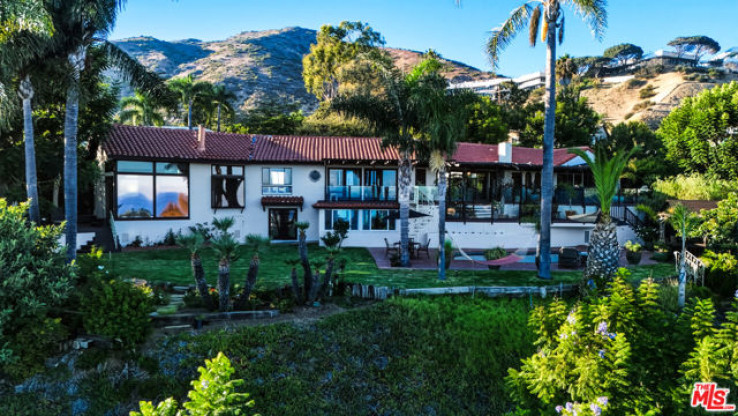 4 Bed Home for Sale in Malibu, California