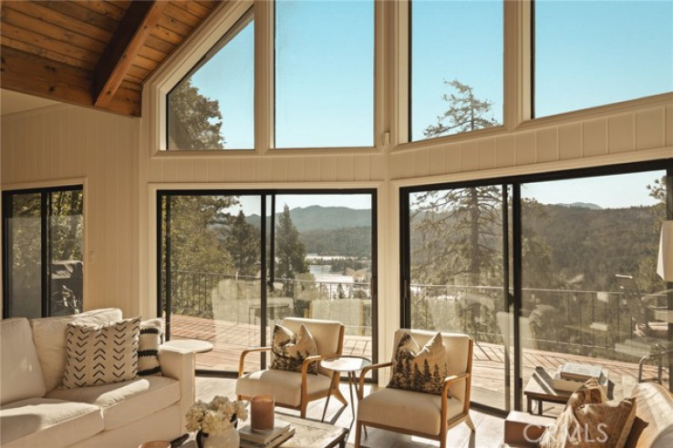 4 Bed Home for Sale in Lake Arrowhead, California