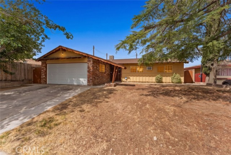 Residential Home in Palmdale