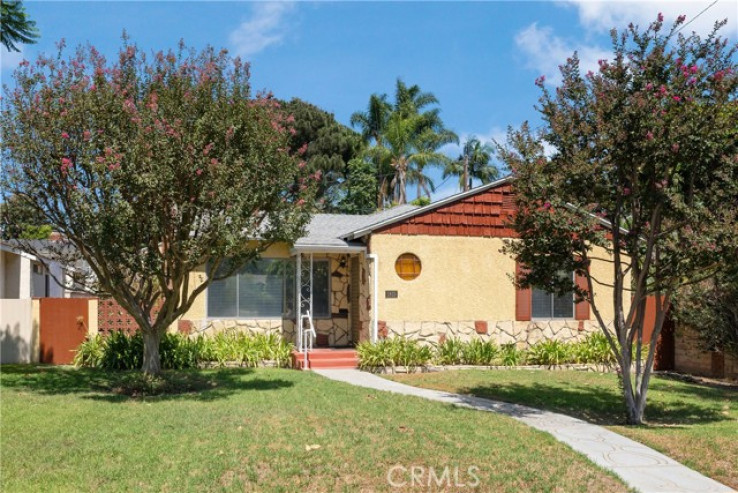 2 Bed Home for Sale in Burbank, California