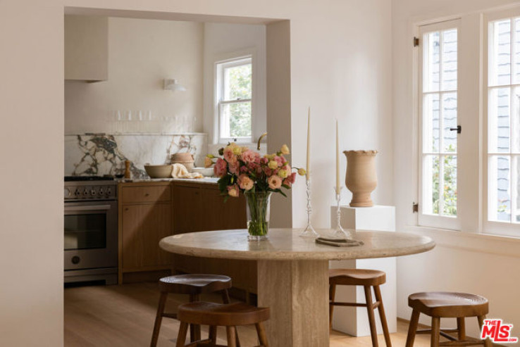 2 Bed Home for Sale in Los Angeles, California