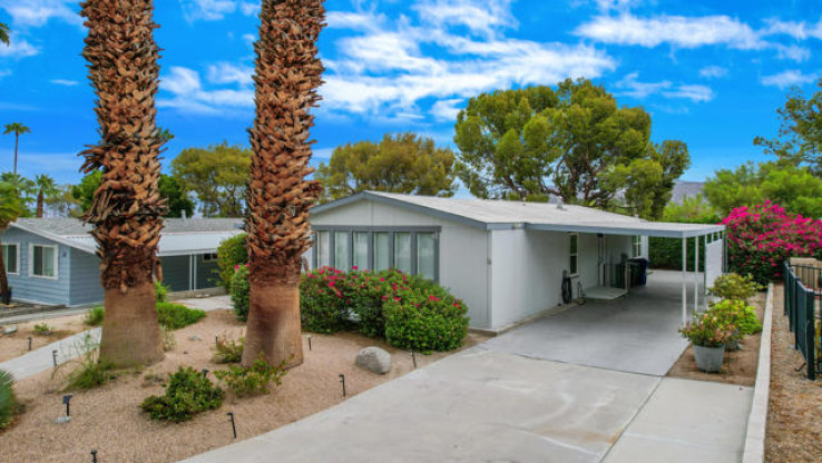2 Bed Home for Sale in Palm Desert, California