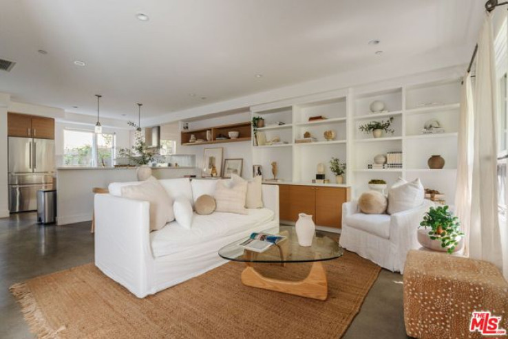 2 Bed Home for Sale in Santa Monica, California