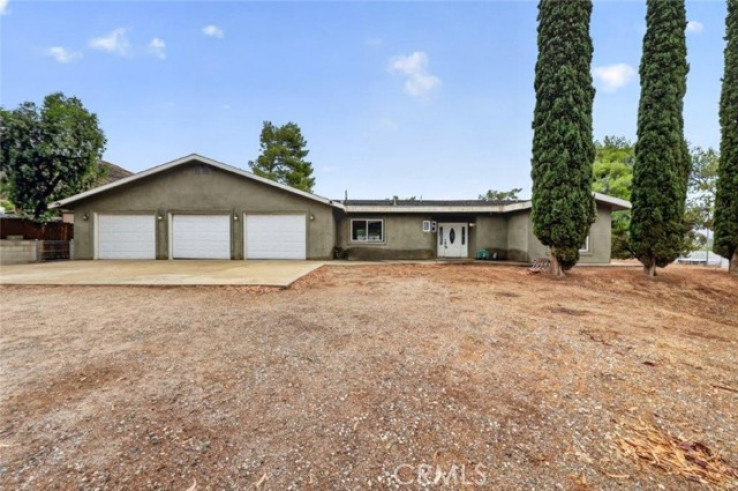 3 Bed Home for Sale in Acton, California