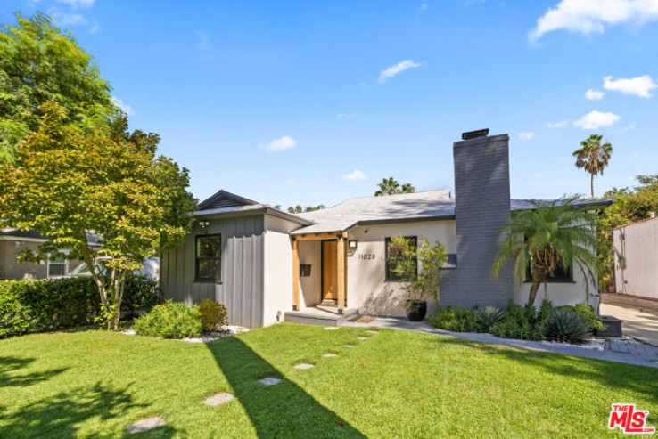 3 Bed Home for Sale in Toluca Lake, California